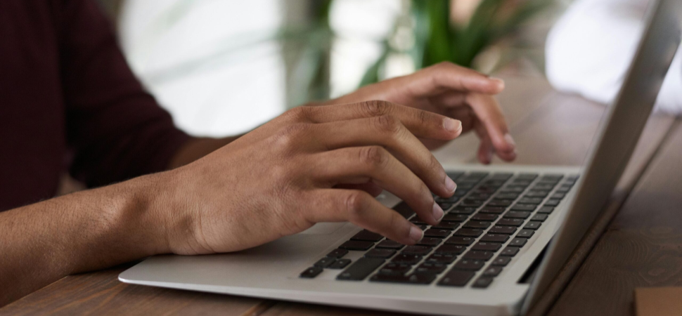 Improving website traffic using AI and digital marketing strategies